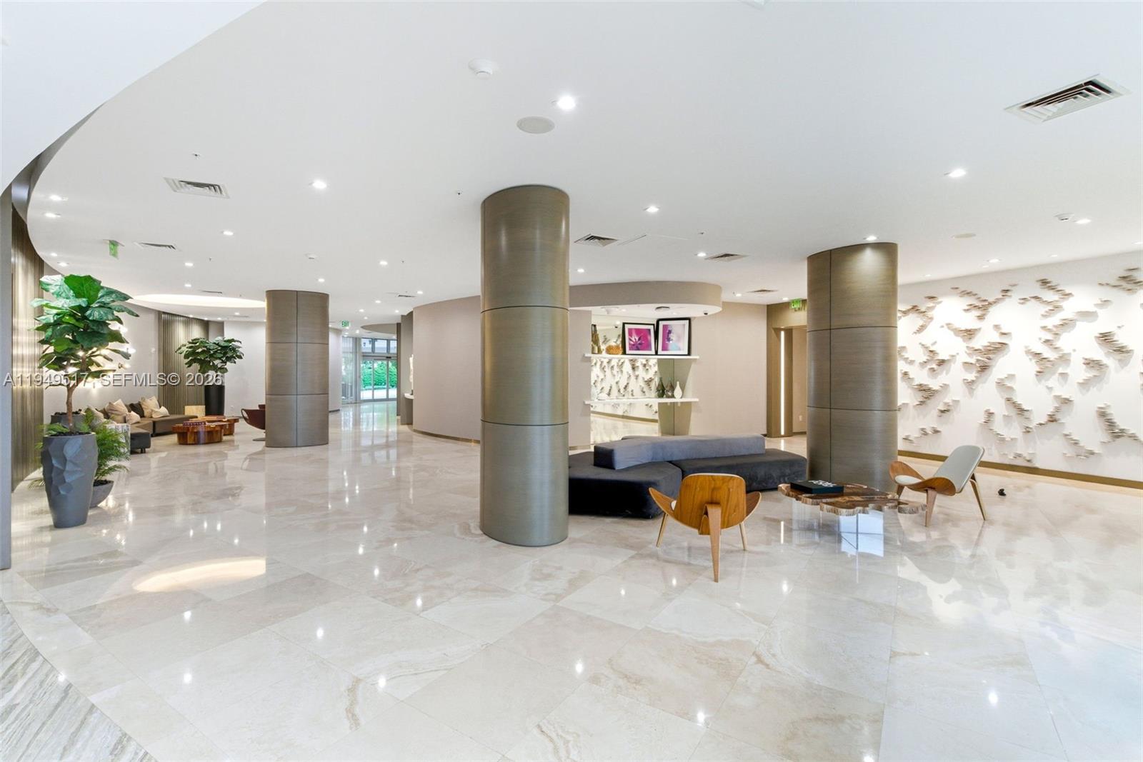 10275 Collins Ave #718 Bal Harbour, FL 33154