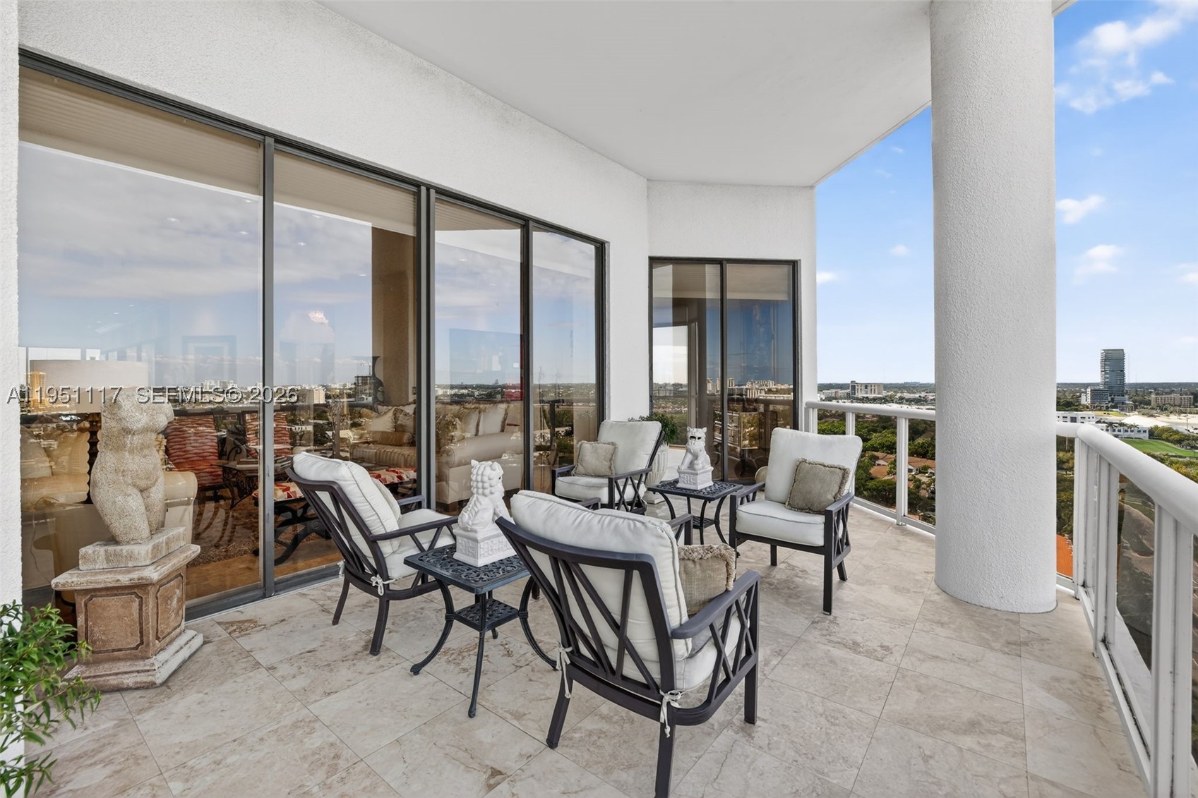 3598 Yacht Clb Dr #PH2 Aventura, FL 33180