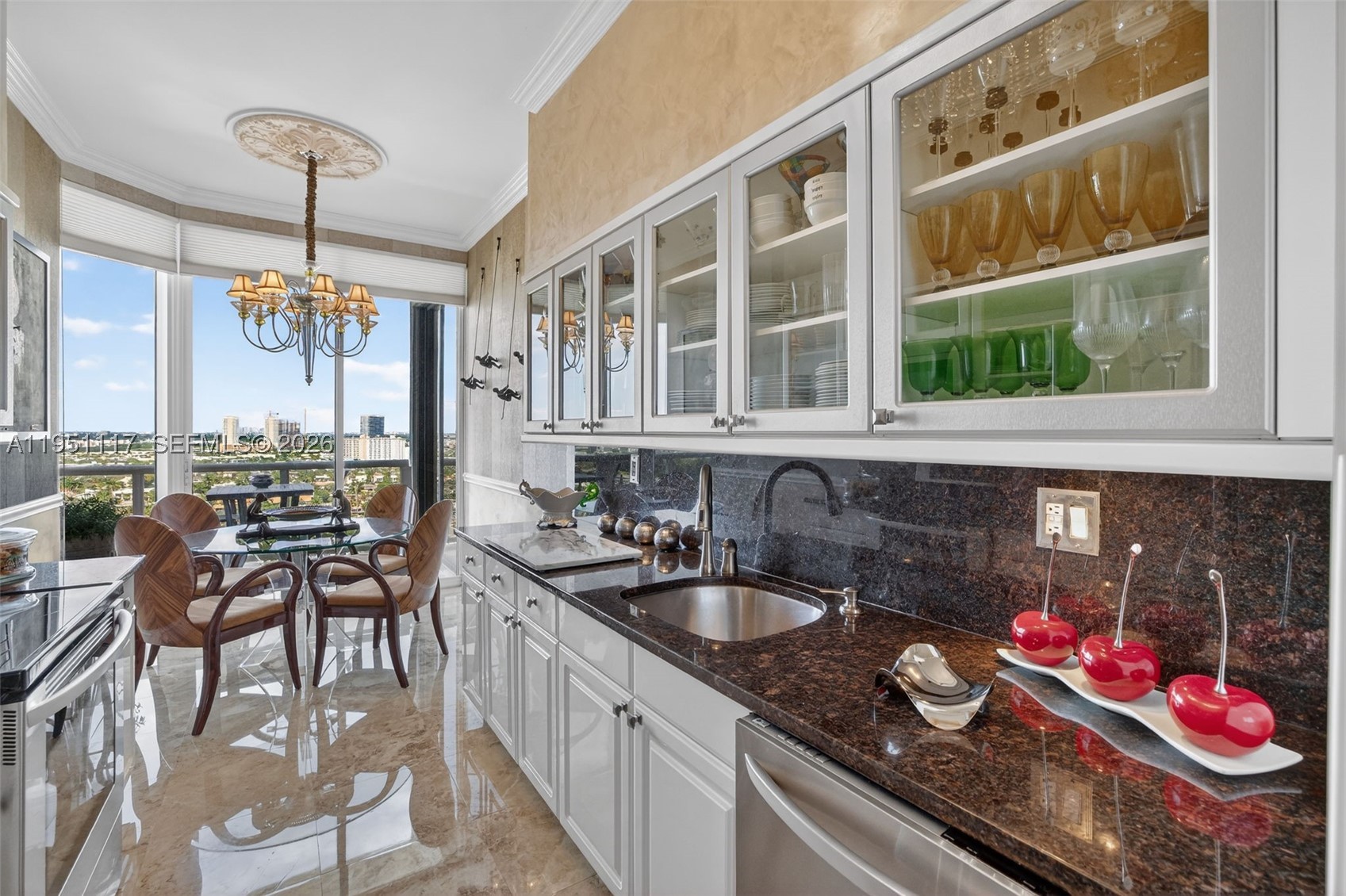 3598 Yacht Clb Dr #PH2 Aventura, FL 33180