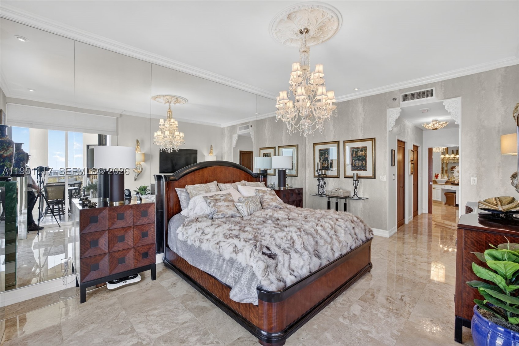 3598 Yacht Clb Dr #PH2 Aventura, FL 33180