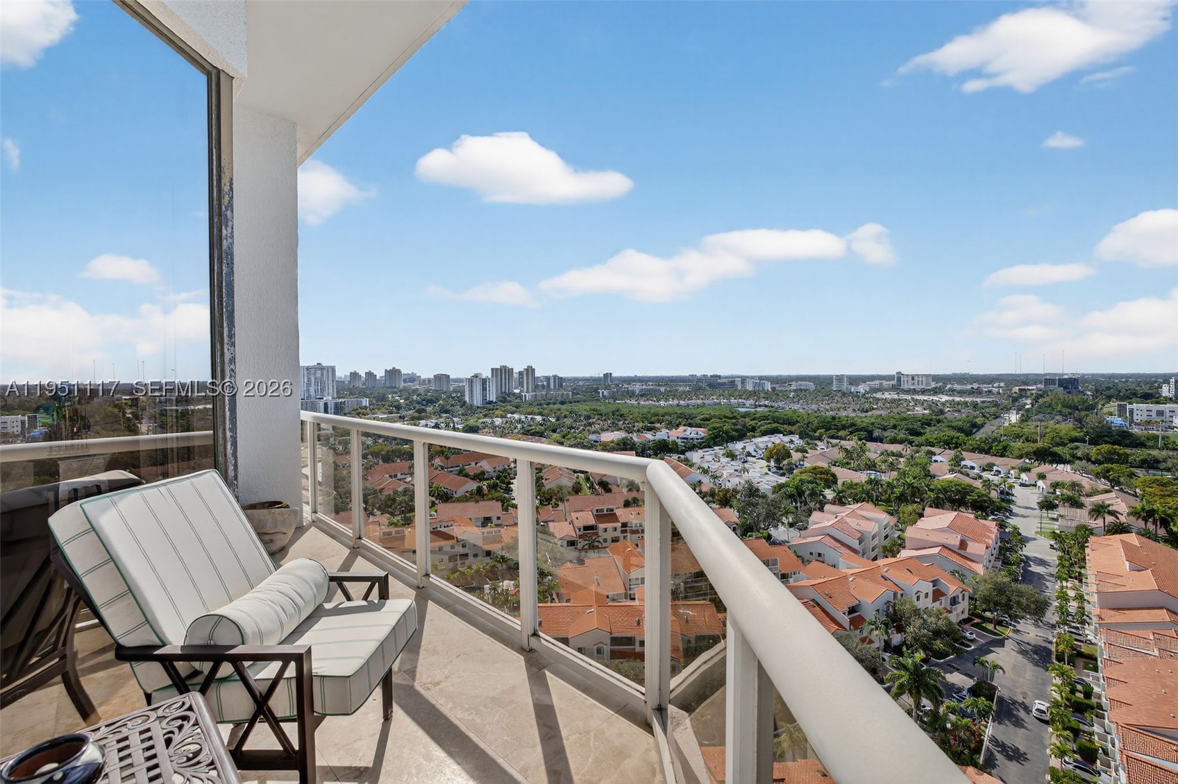3598 Yacht Clb Dr #PH2 Aventura, FL 33180
