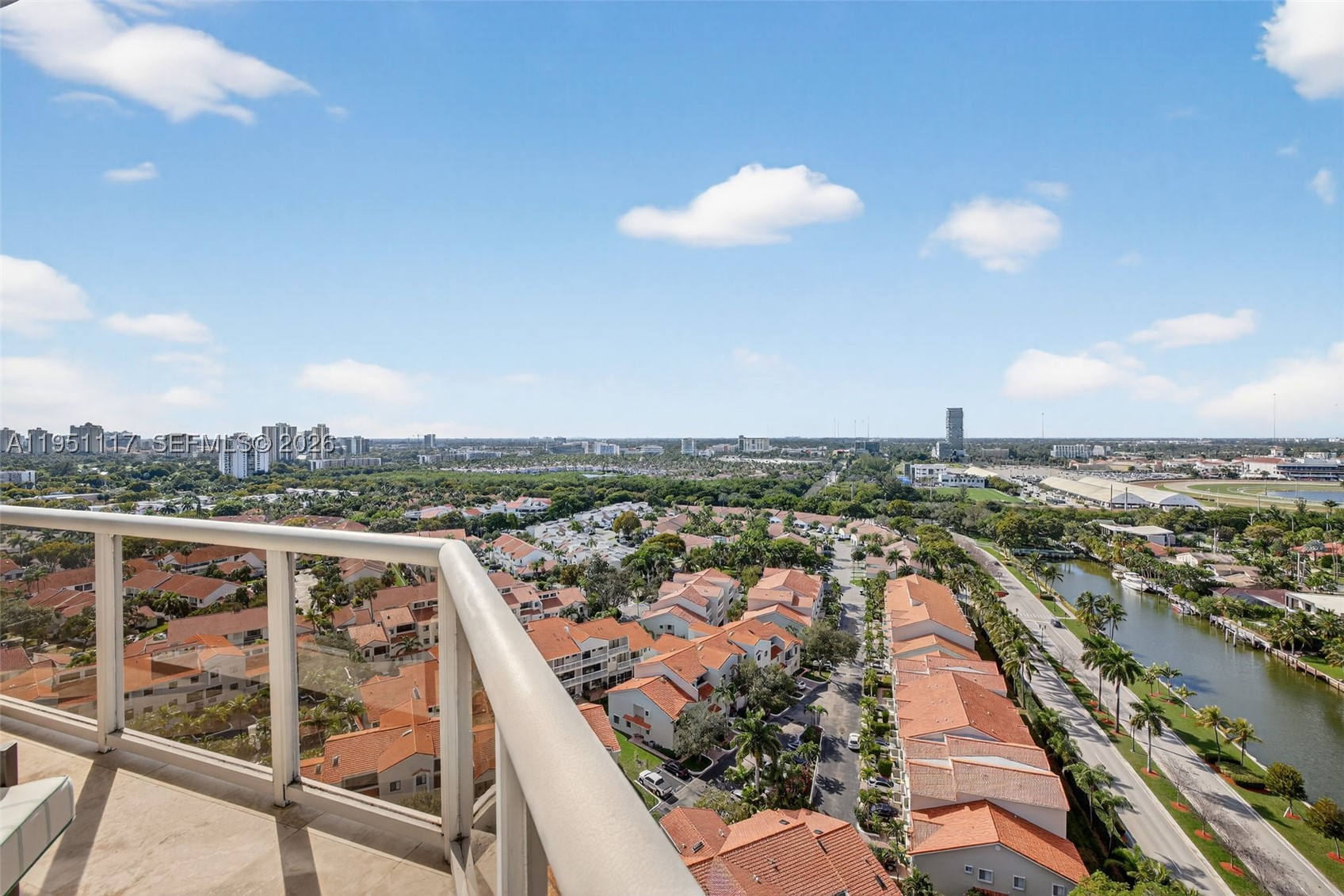 3598 Yacht Clb Dr #PH2 Aventura, FL 33180