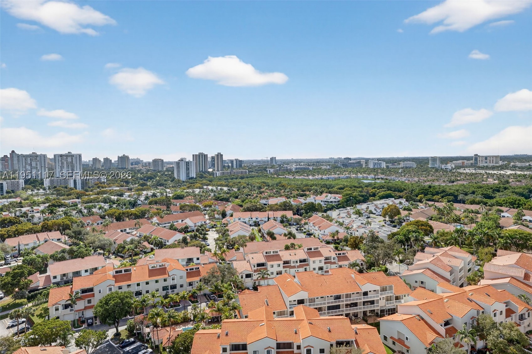 3598 Yacht Clb Dr #PH2 Aventura, FL 33180