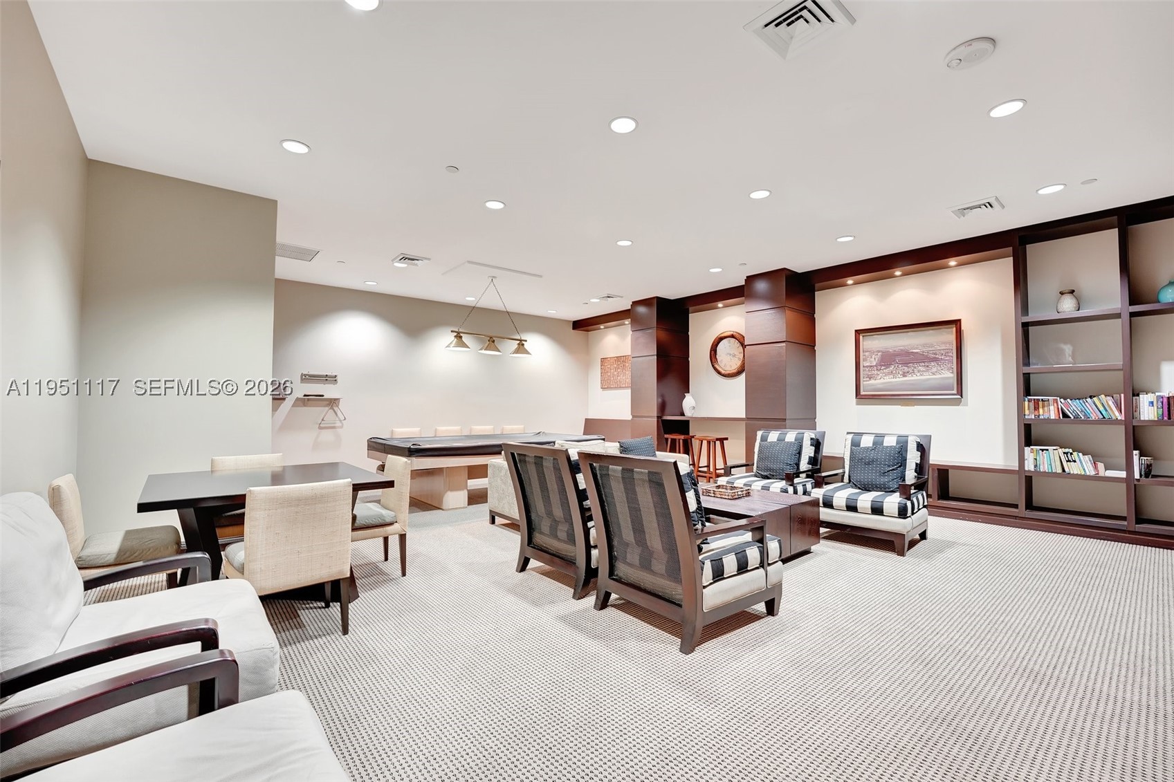 3598 Yacht Clb Dr #PH2 Aventura, FL 33180