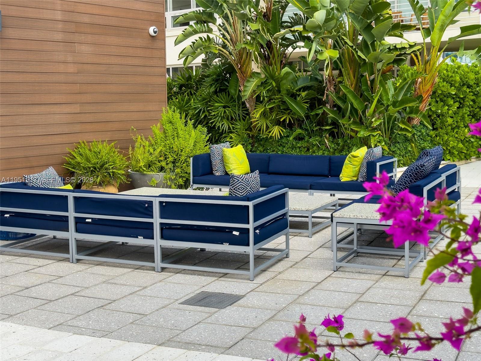 3250 NE 1st Ave #518 Miami, FL 33137