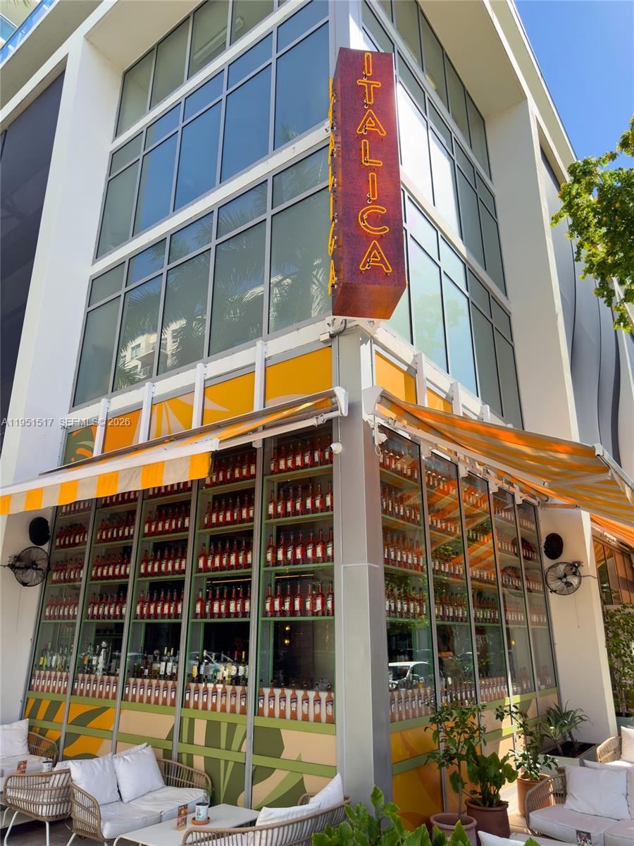 3250 NE 1st Ave #518 Miami, FL 33137