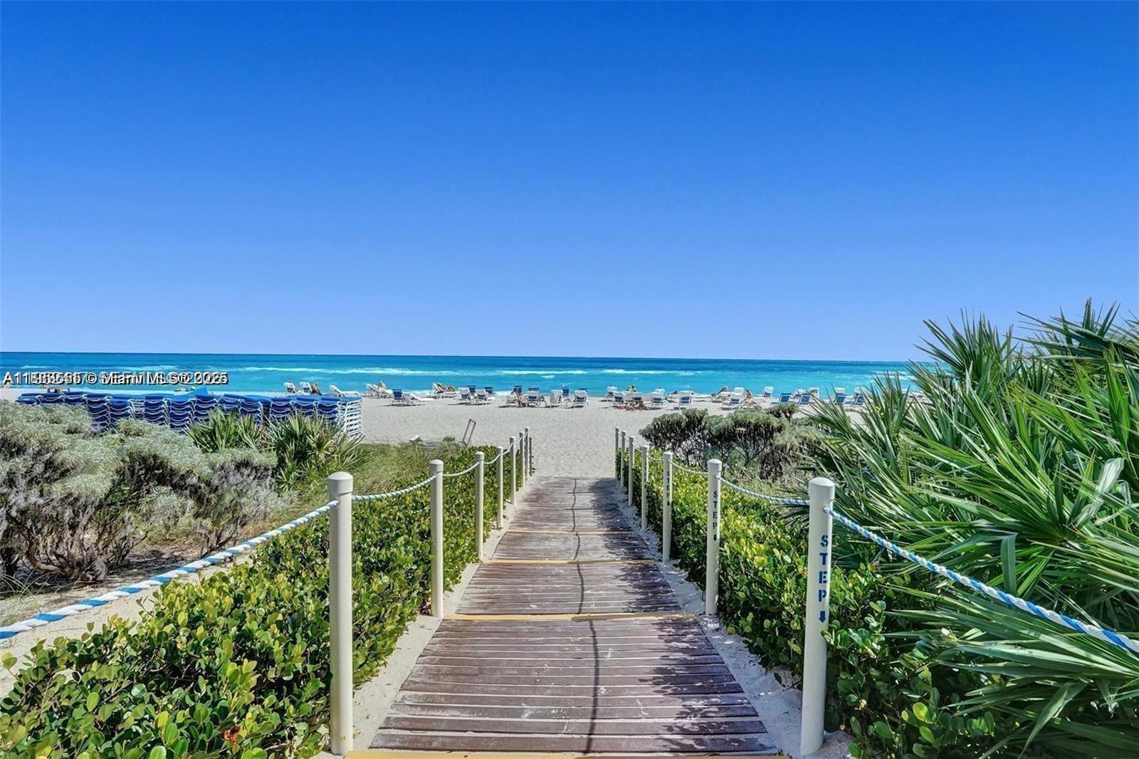 image Ocean Four Condominium14