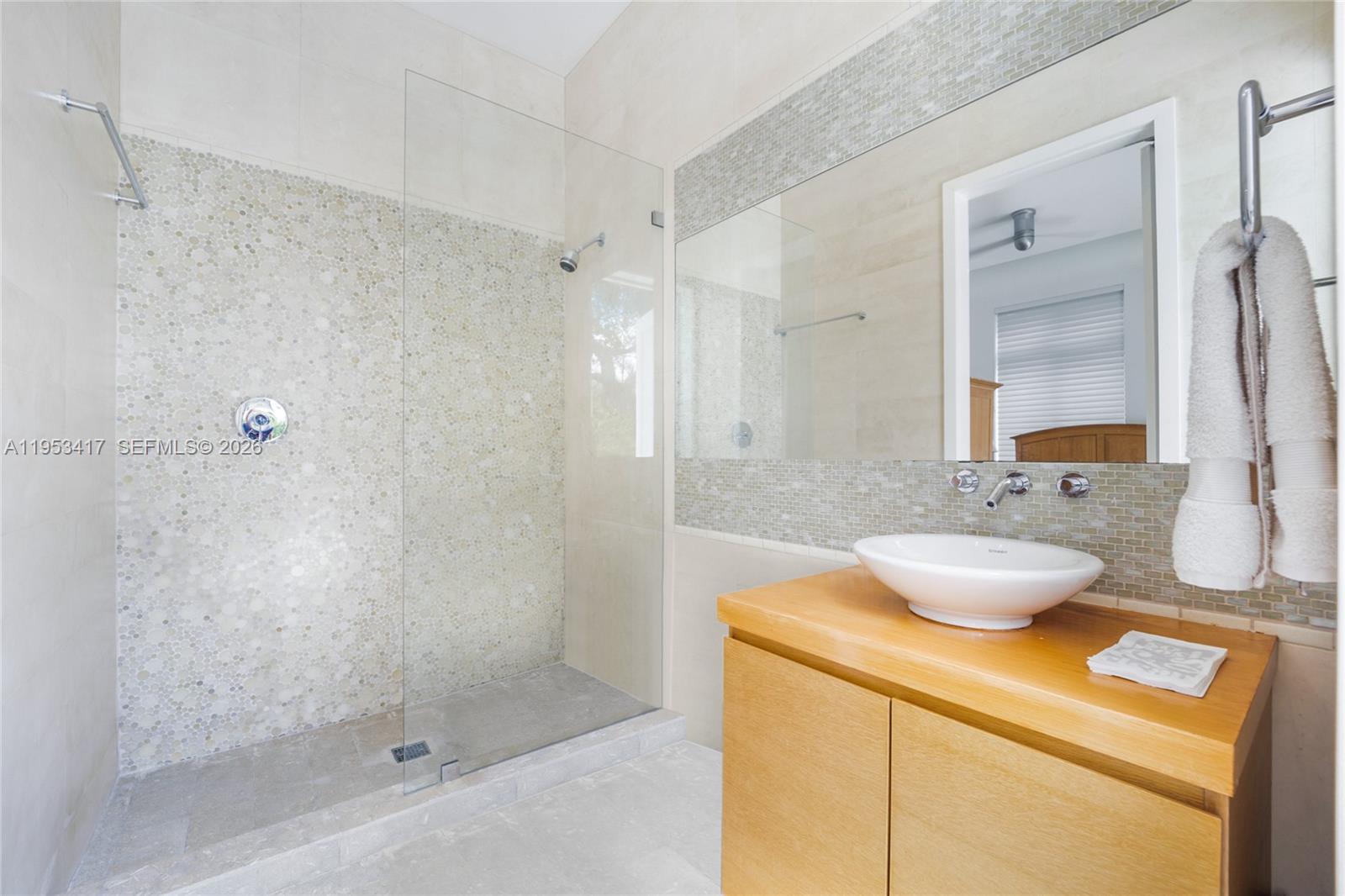 6900 Barquera St Coral Gables, FL 33146