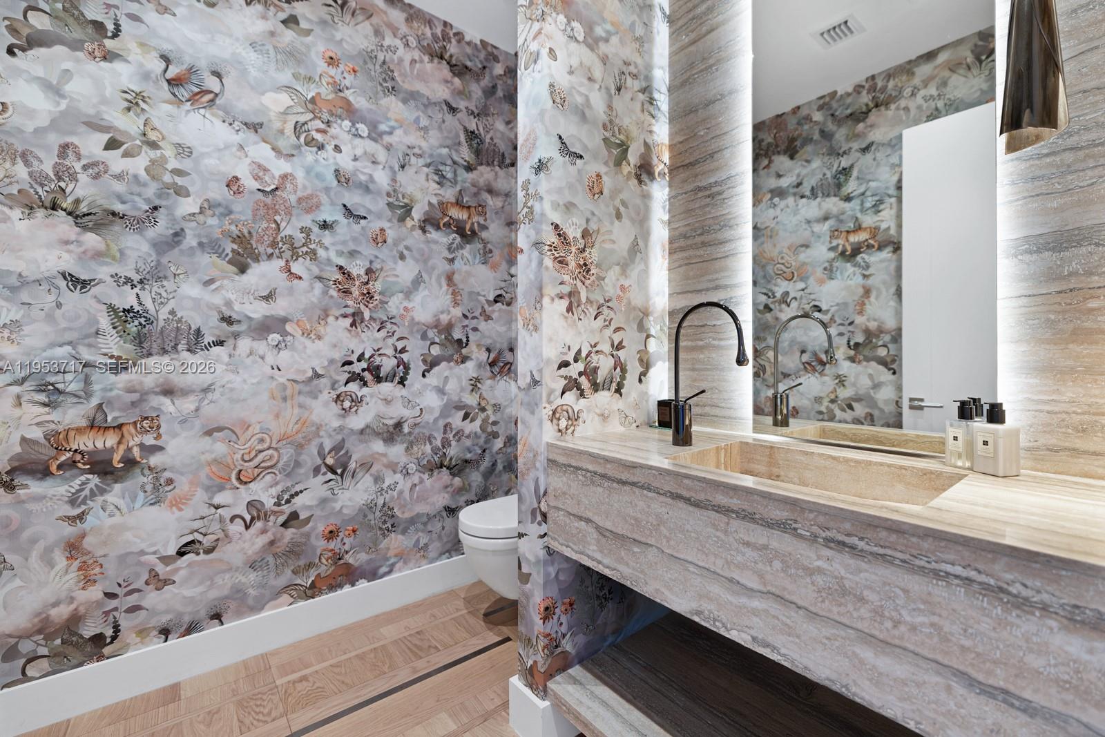 18501 Collins Ave #3704 Sunny Isles Beach, FL 33160