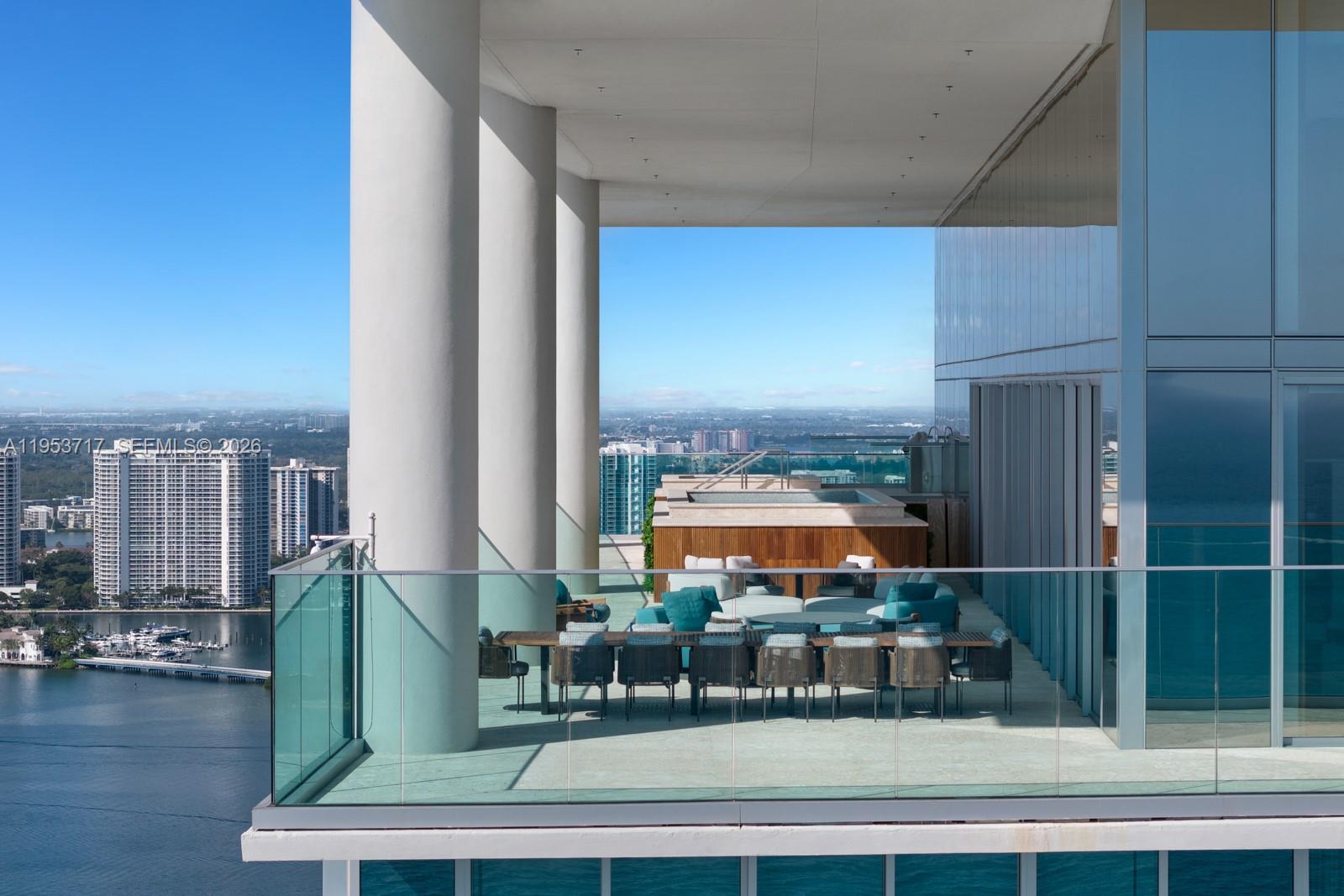 18501 Collins Ave #3704 Sunny Isles Beach, FL 33160