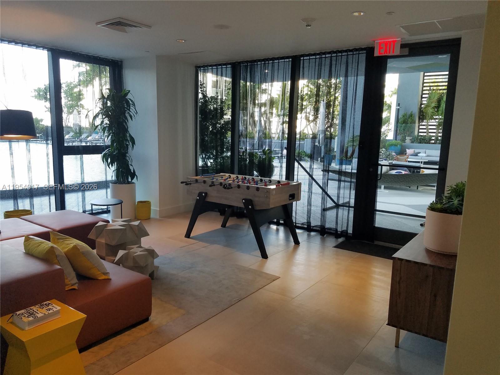 image Hyde Midtown23