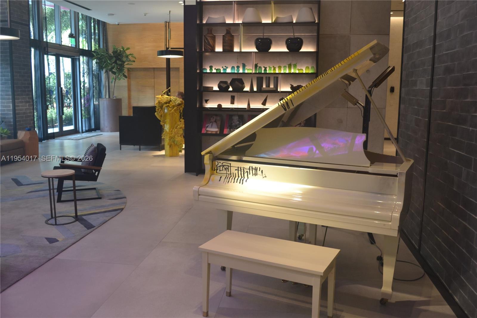 image Hyde Midtown30