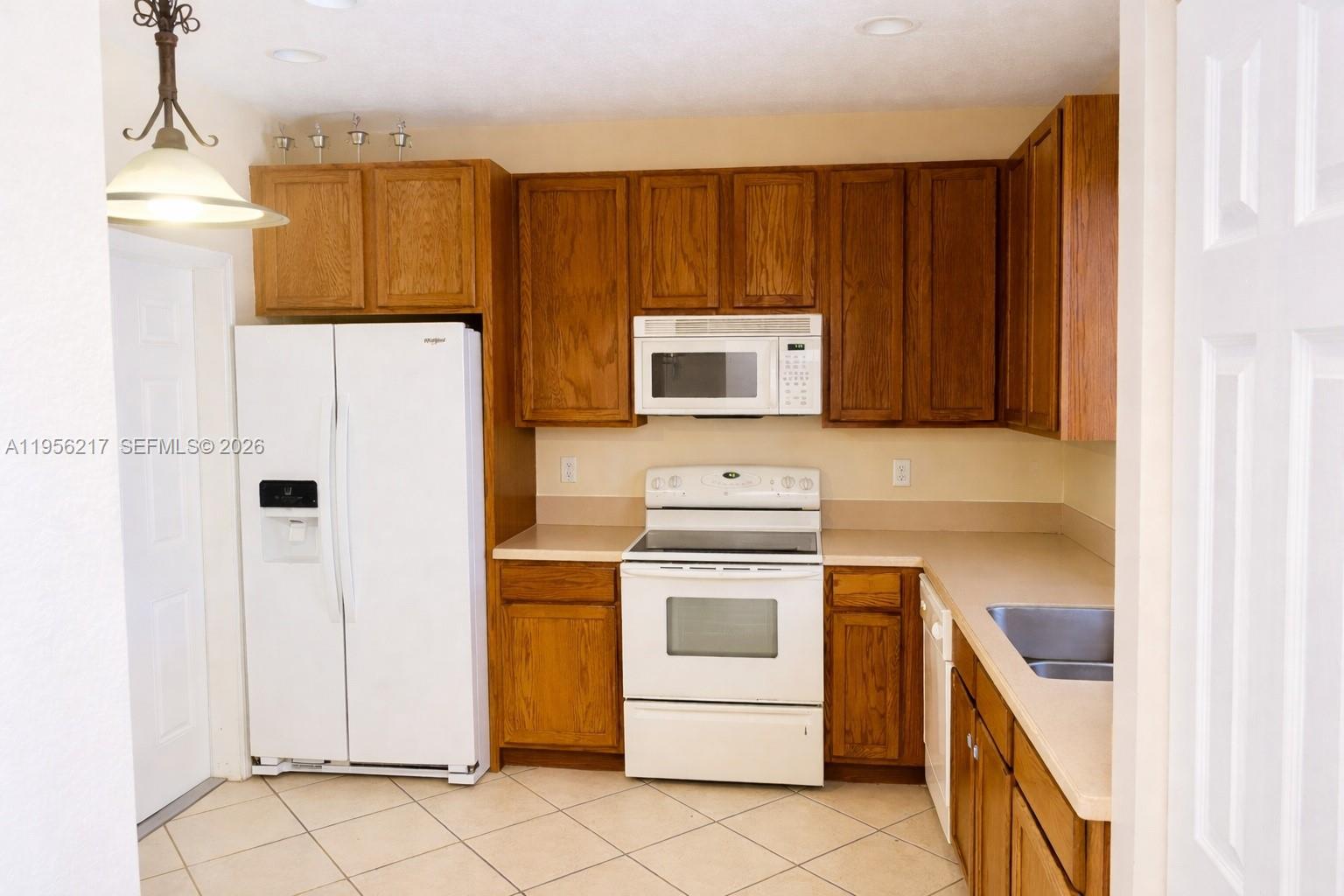 9620 Roundstone Cir Other, FL 33967