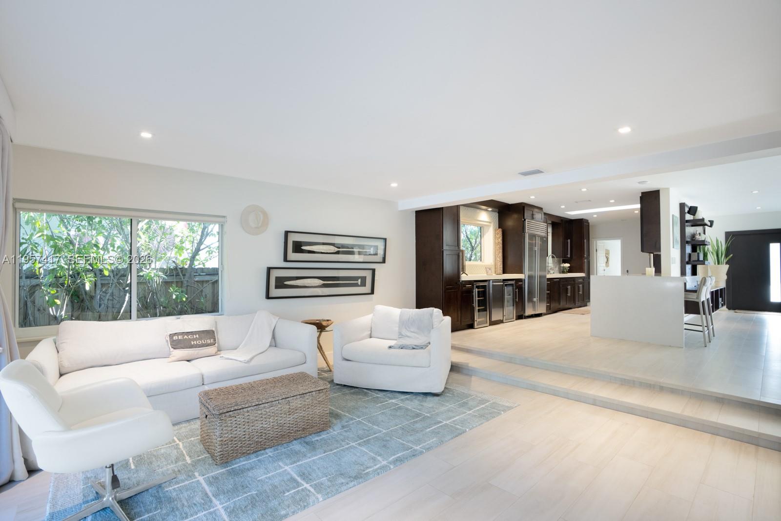 7910 Hawthorne Ave Miami Beach, FL 33141