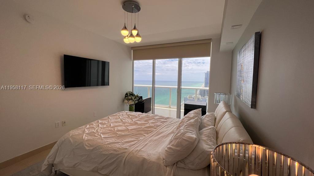 image Beach Club 213