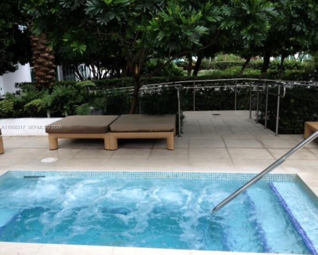 image The Plaza on Brickell West15