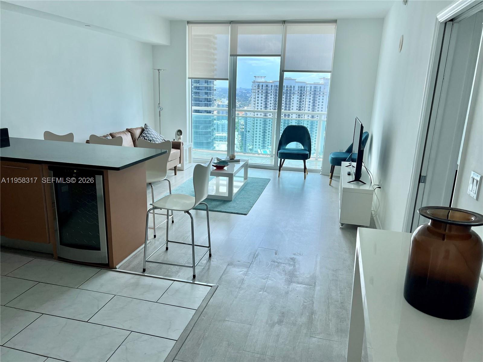 image The Plaza on Brickell West1