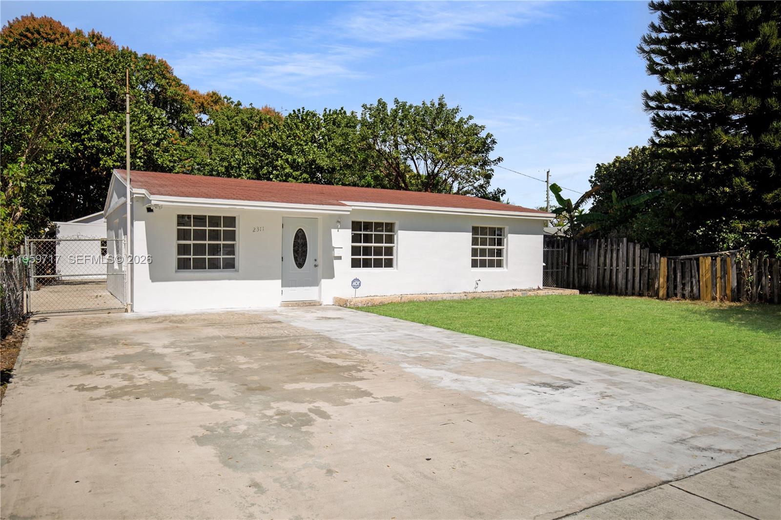 2311 Fletcher St Hollywood, FL 33020