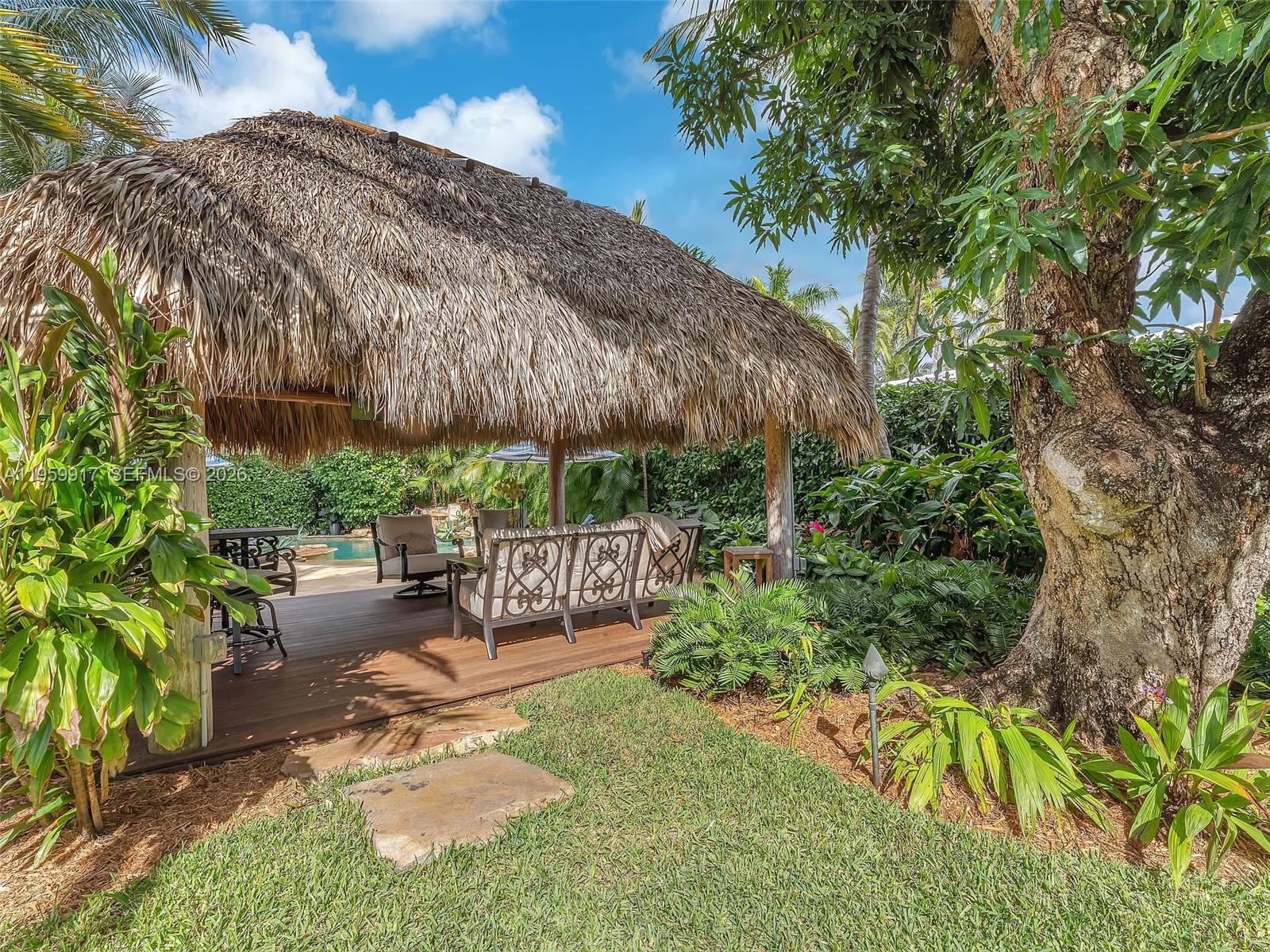 1023 Polk St Hollywood, FL 33019