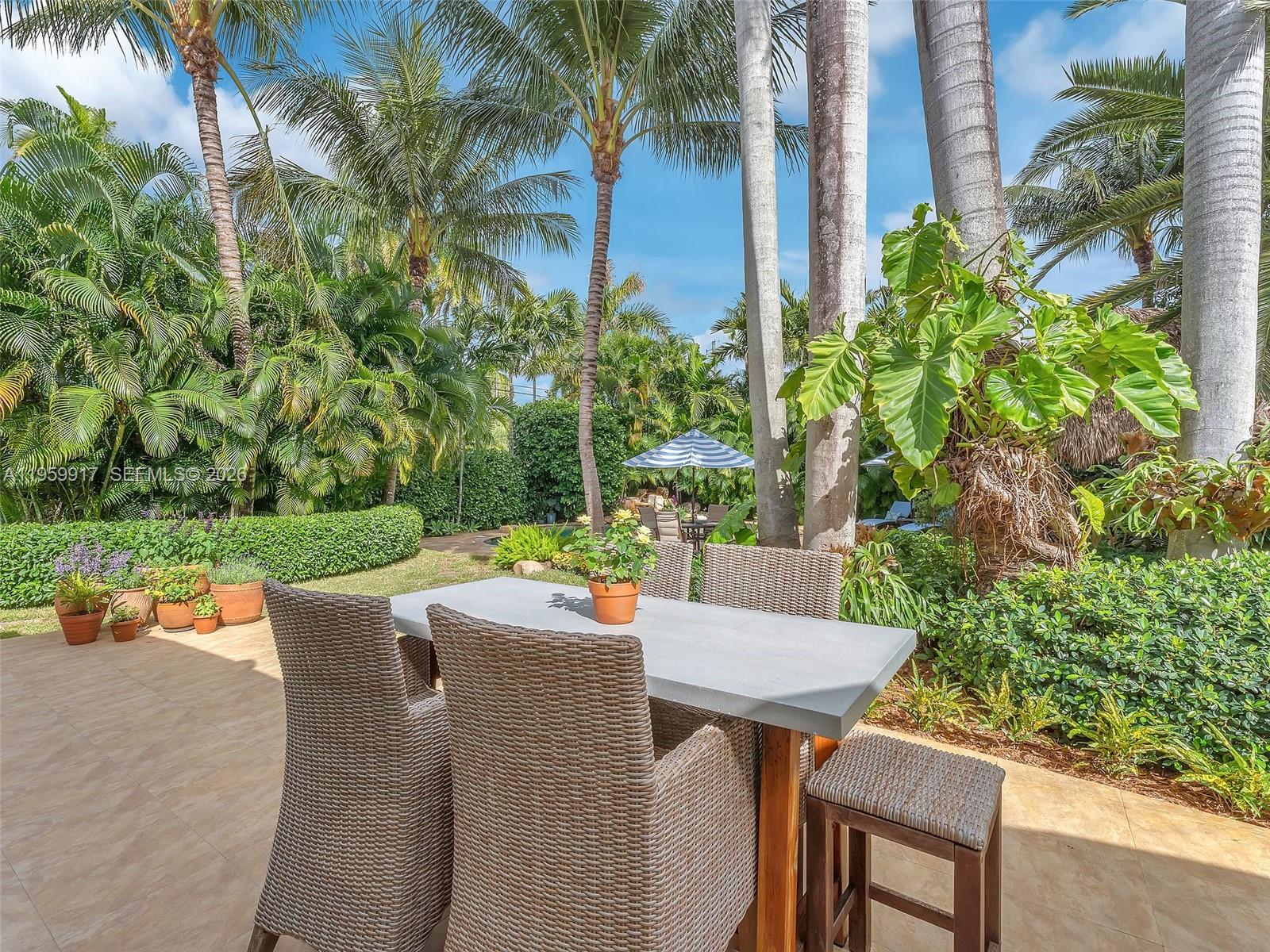 1023 Polk St Hollywood, FL 33019