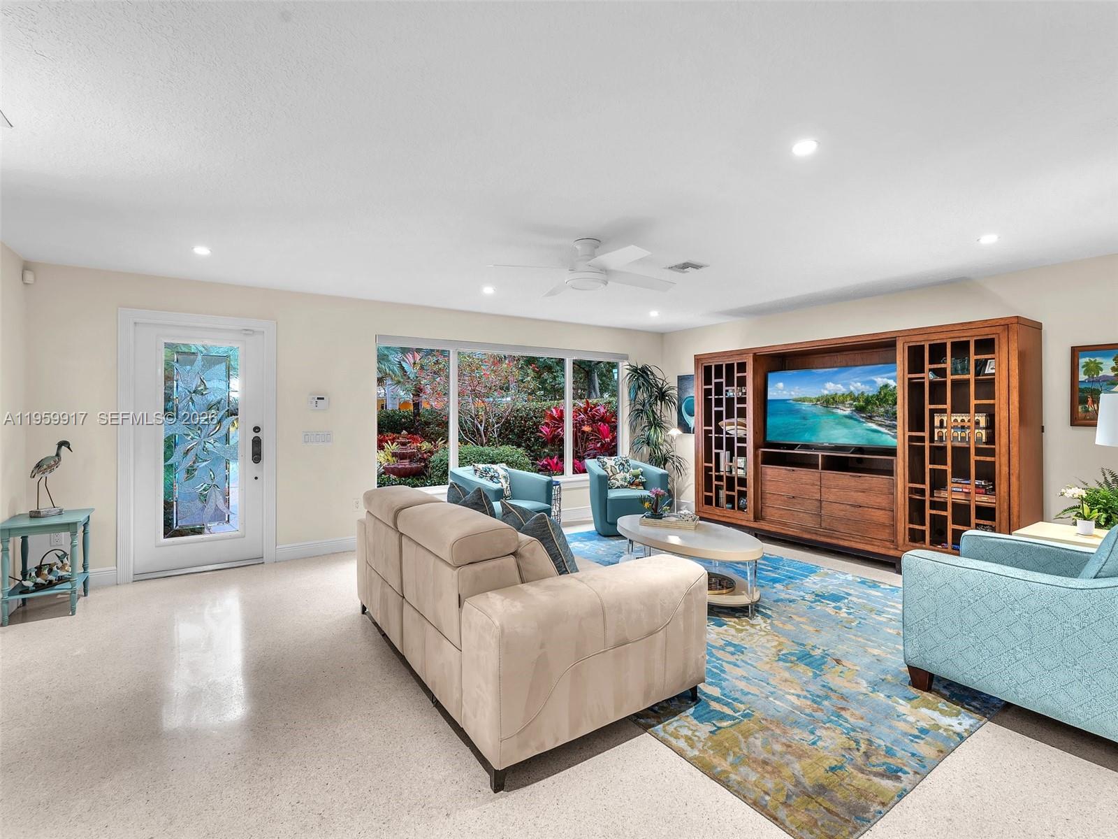 1023 Polk St Hollywood, FL 33019