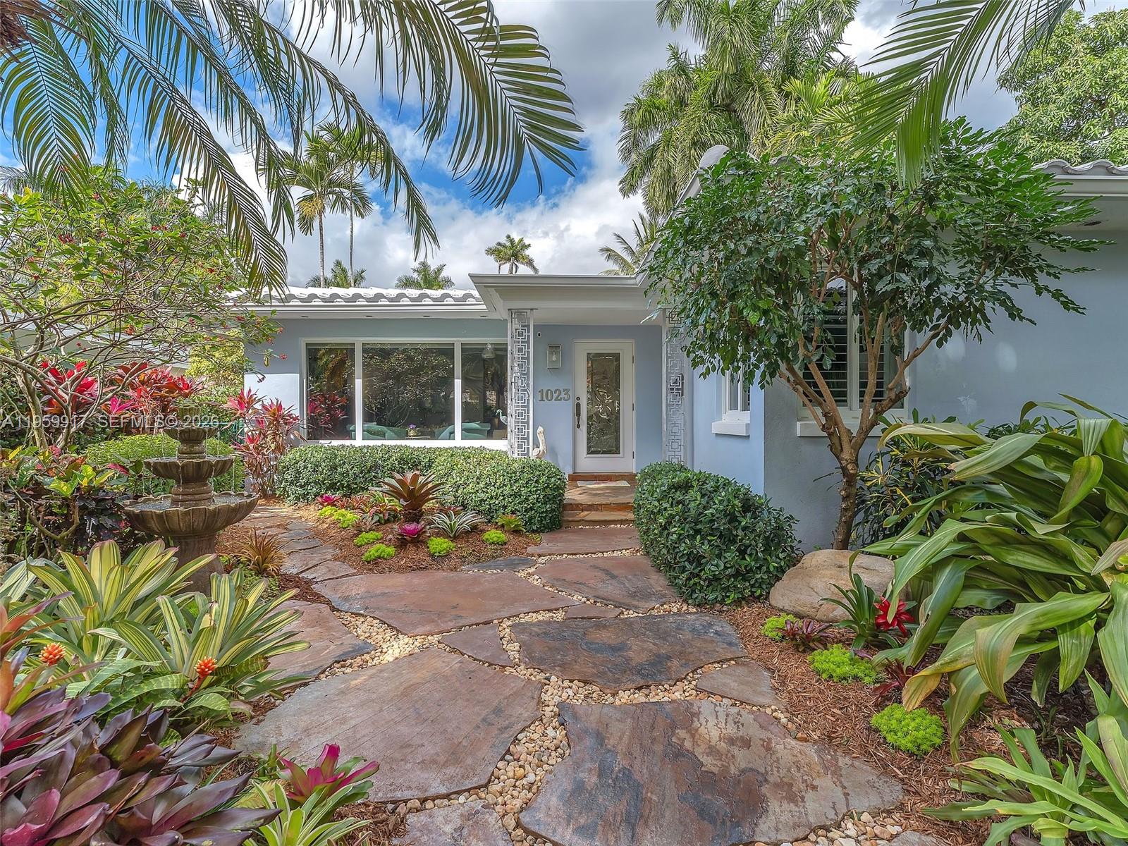 1023 Polk St Hollywood, FL 33019