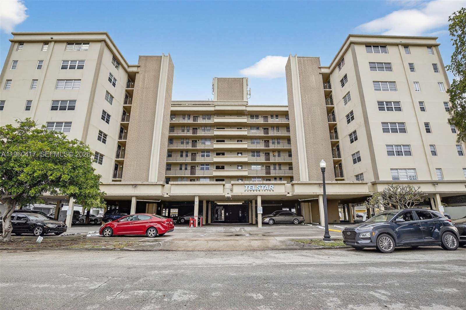 1811 Jefferson St #603 Hollywood, FL 33020