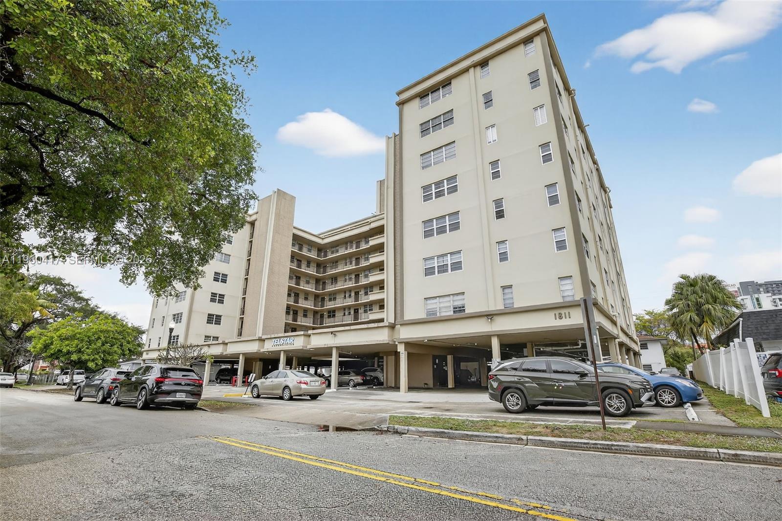 1811 Jefferson St #603 Hollywood, FL 33020