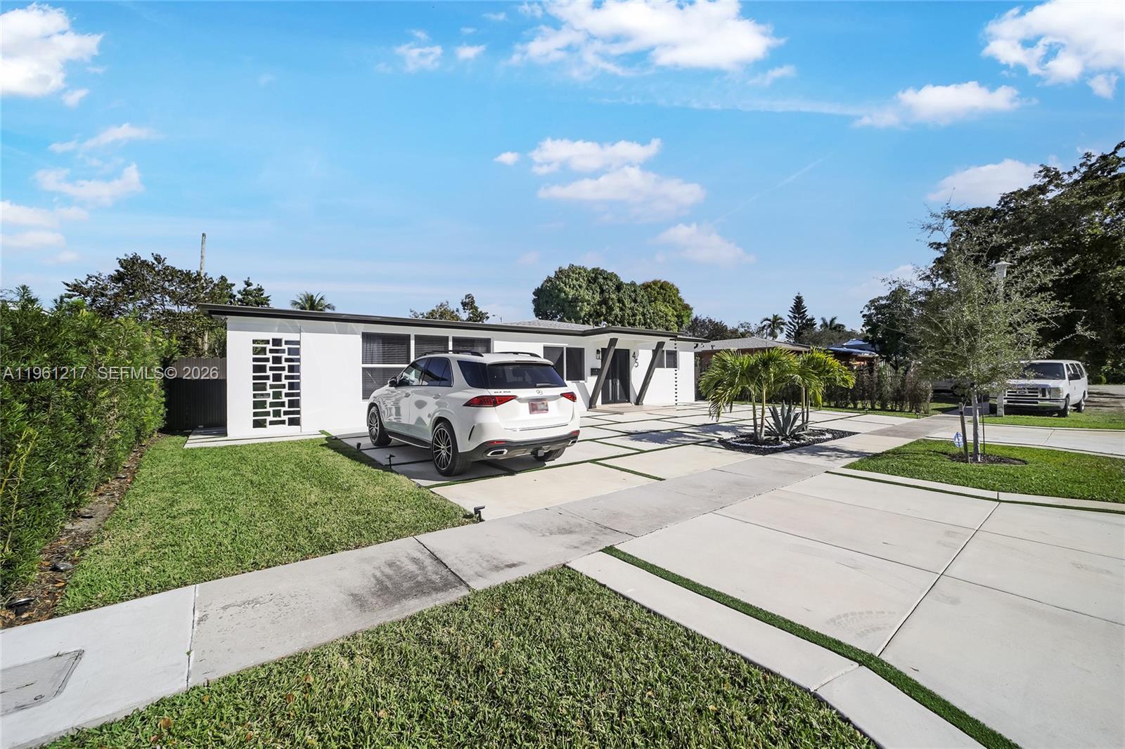 45 NE 124th Ter North Miami, FL 33161