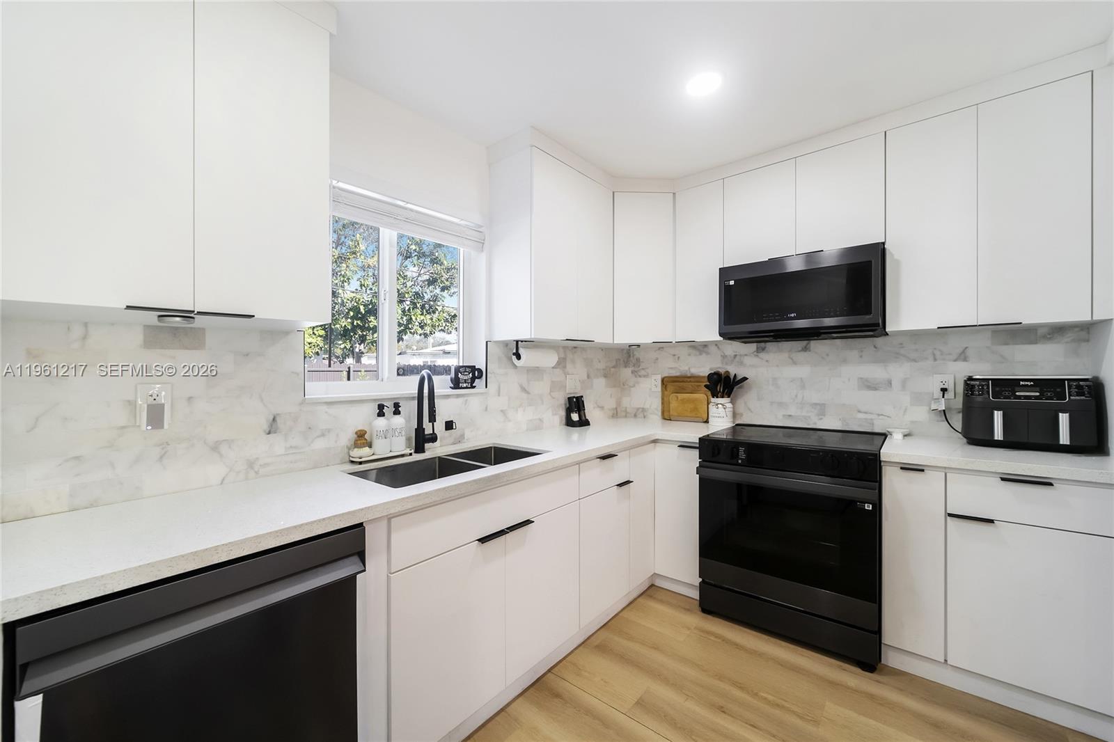 45 NE 124th Ter North Miami, FL 33161