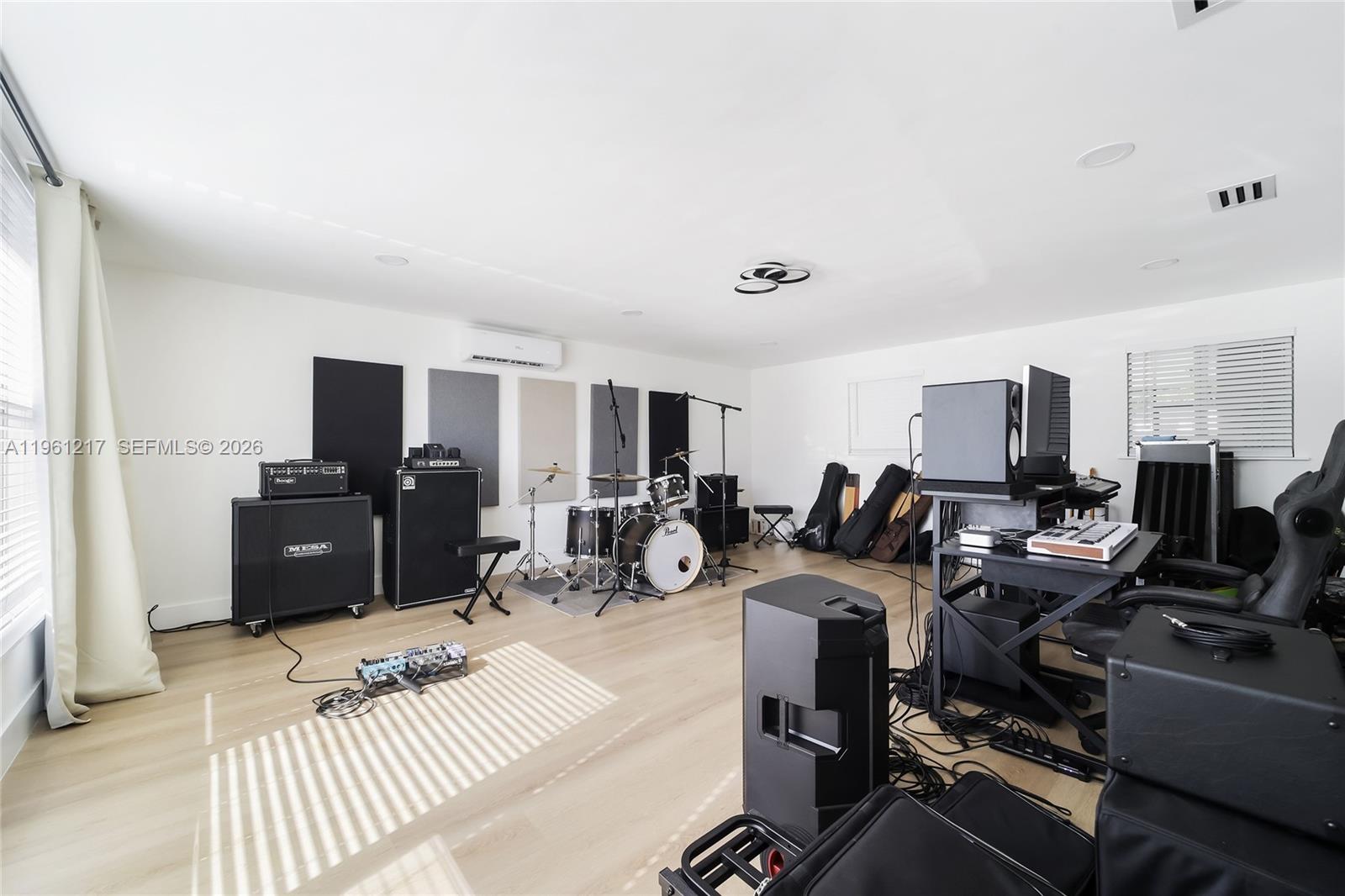 45 NE 124th Ter North Miami, FL 33161