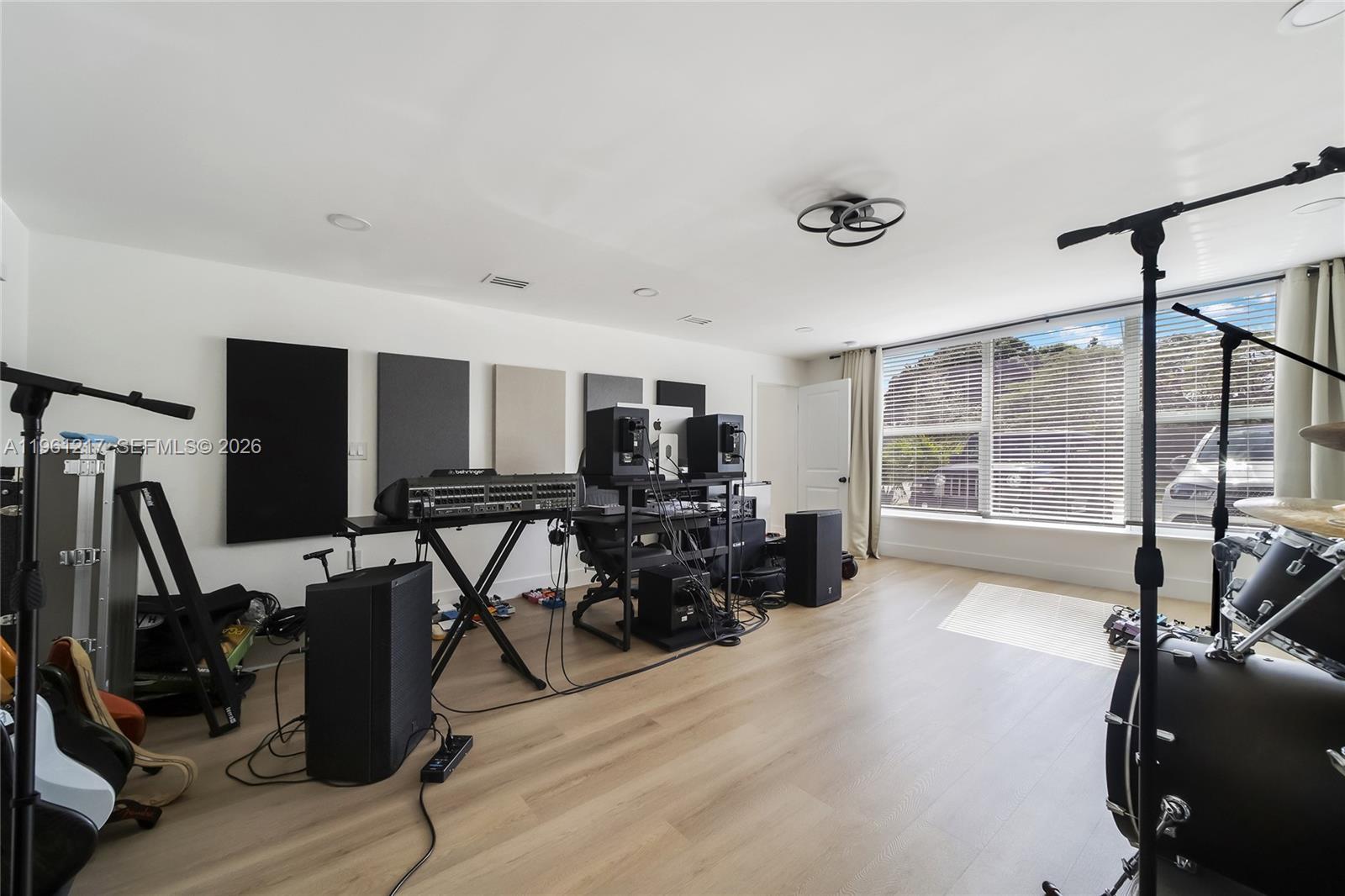 45 NE 124th Ter North Miami, FL 33161