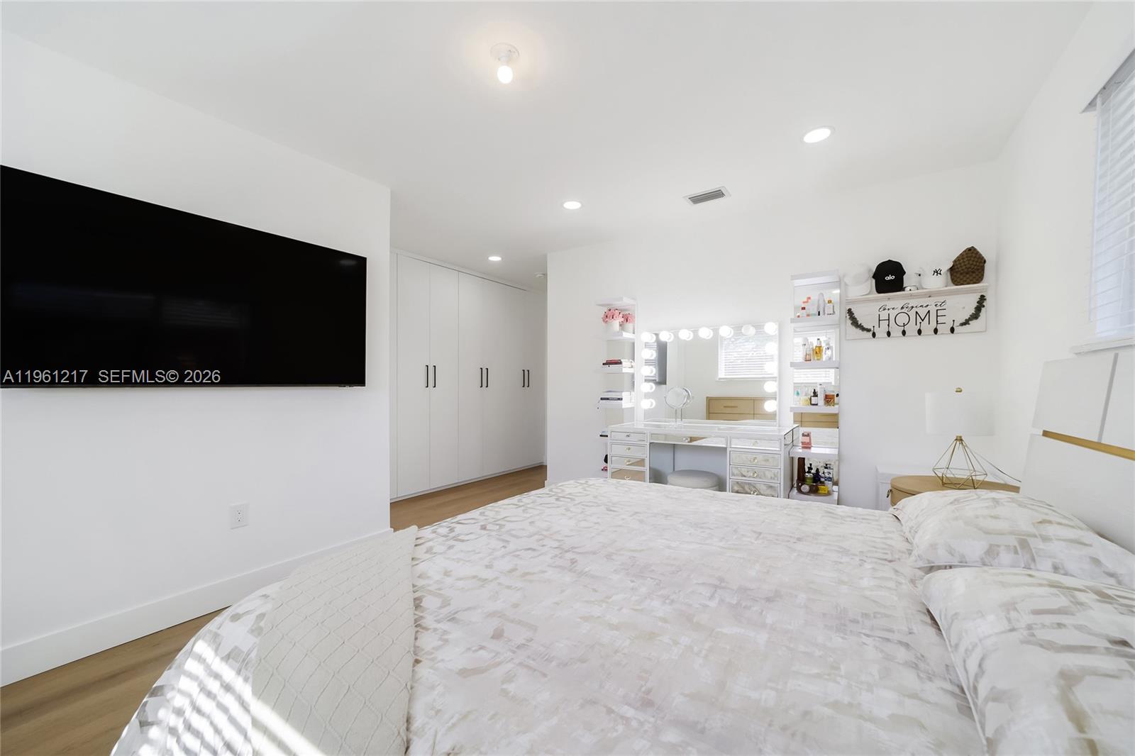 45 NE 124th Ter North Miami, FL 33161