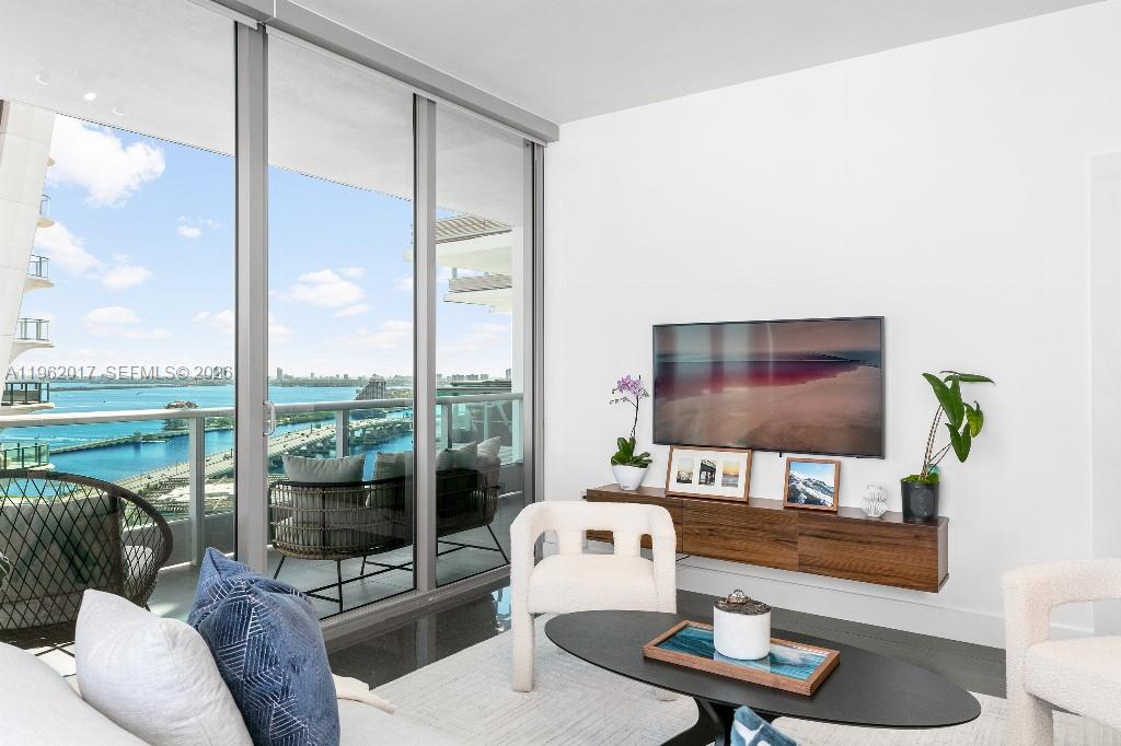 image 900 Biscayne Bay3