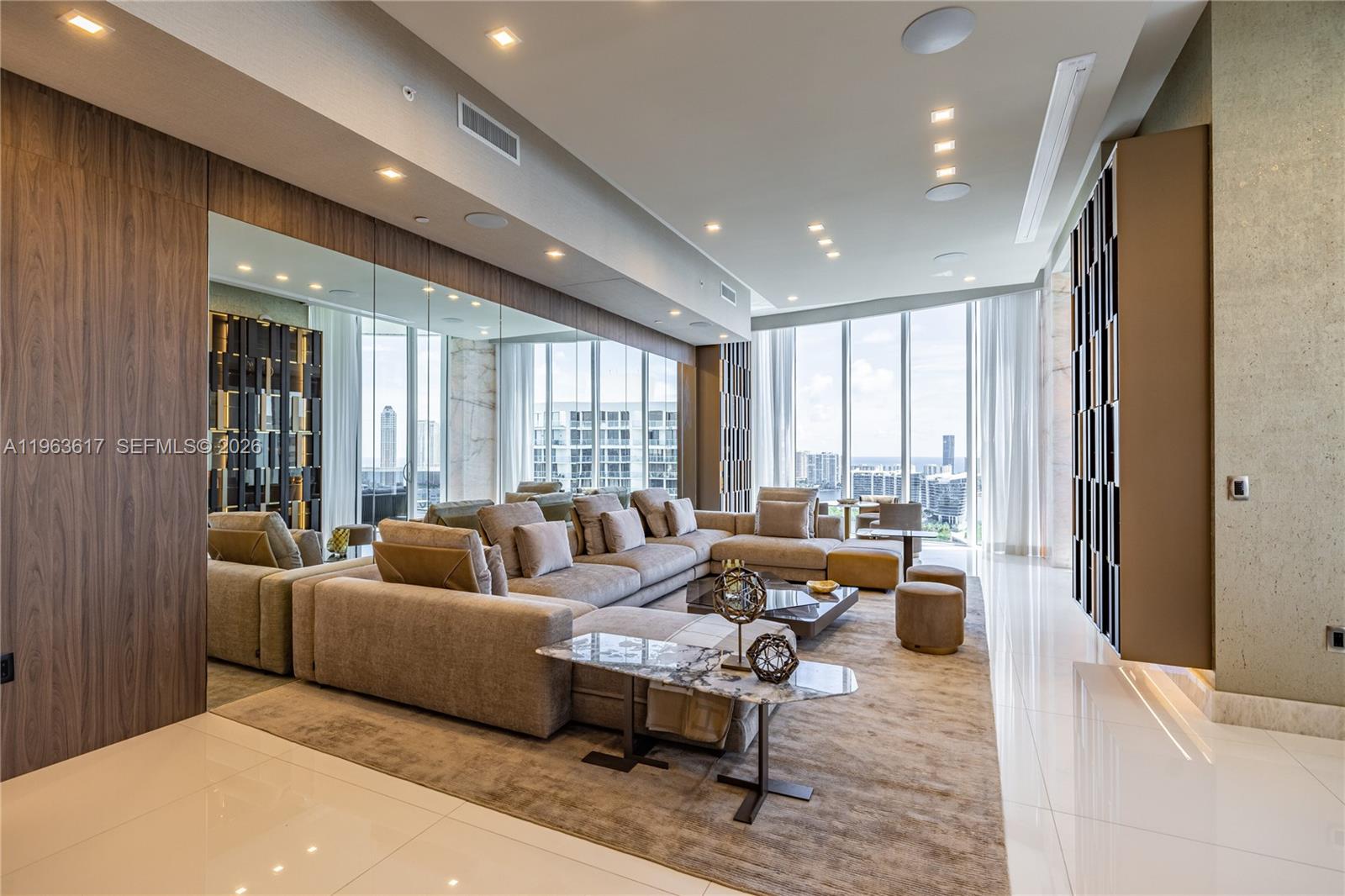 4100 Island Blvd #PH-1 Aventura, FL 33160