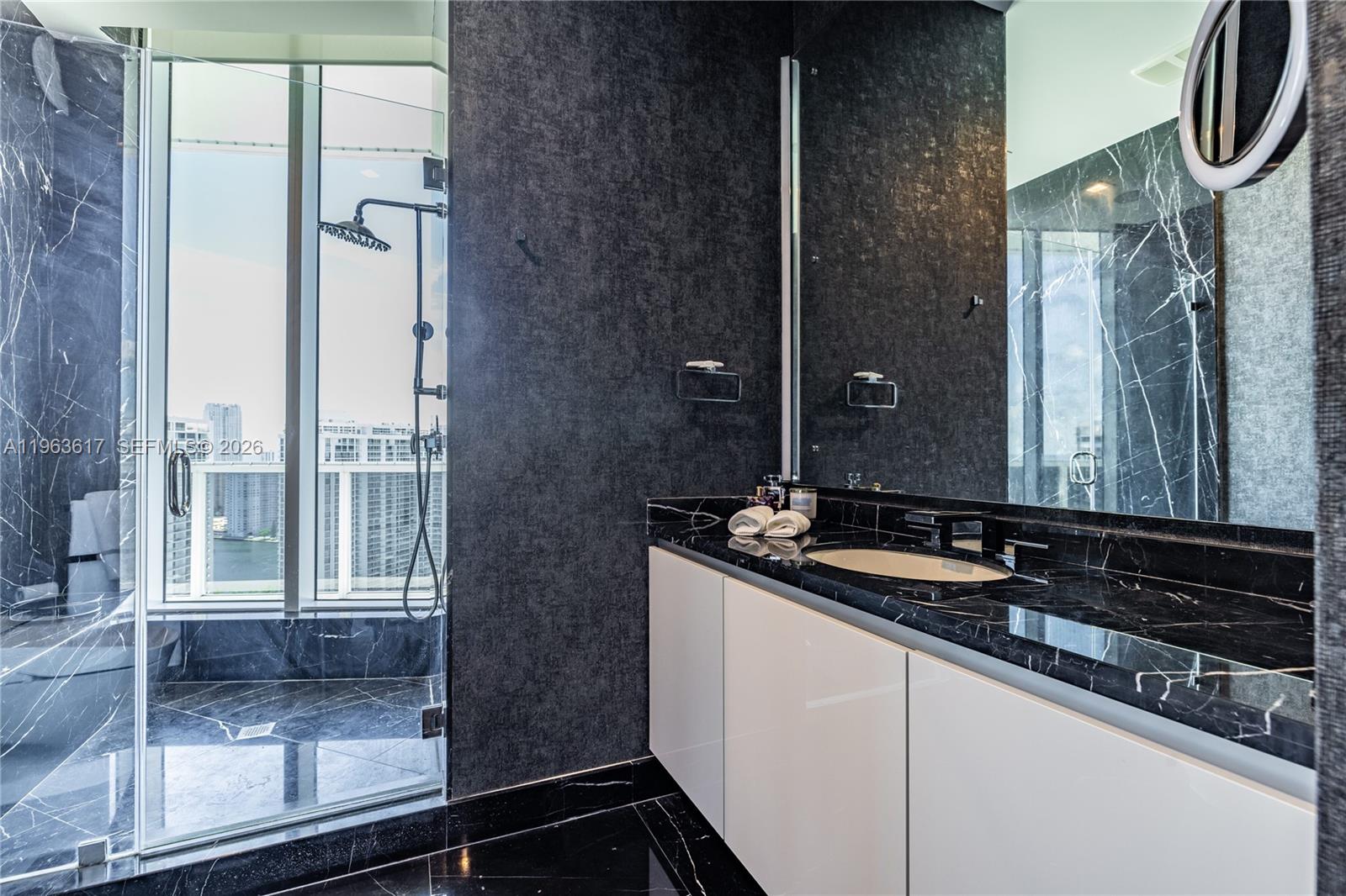 4100 Island Blvd #PH-1 Aventura, FL 33160