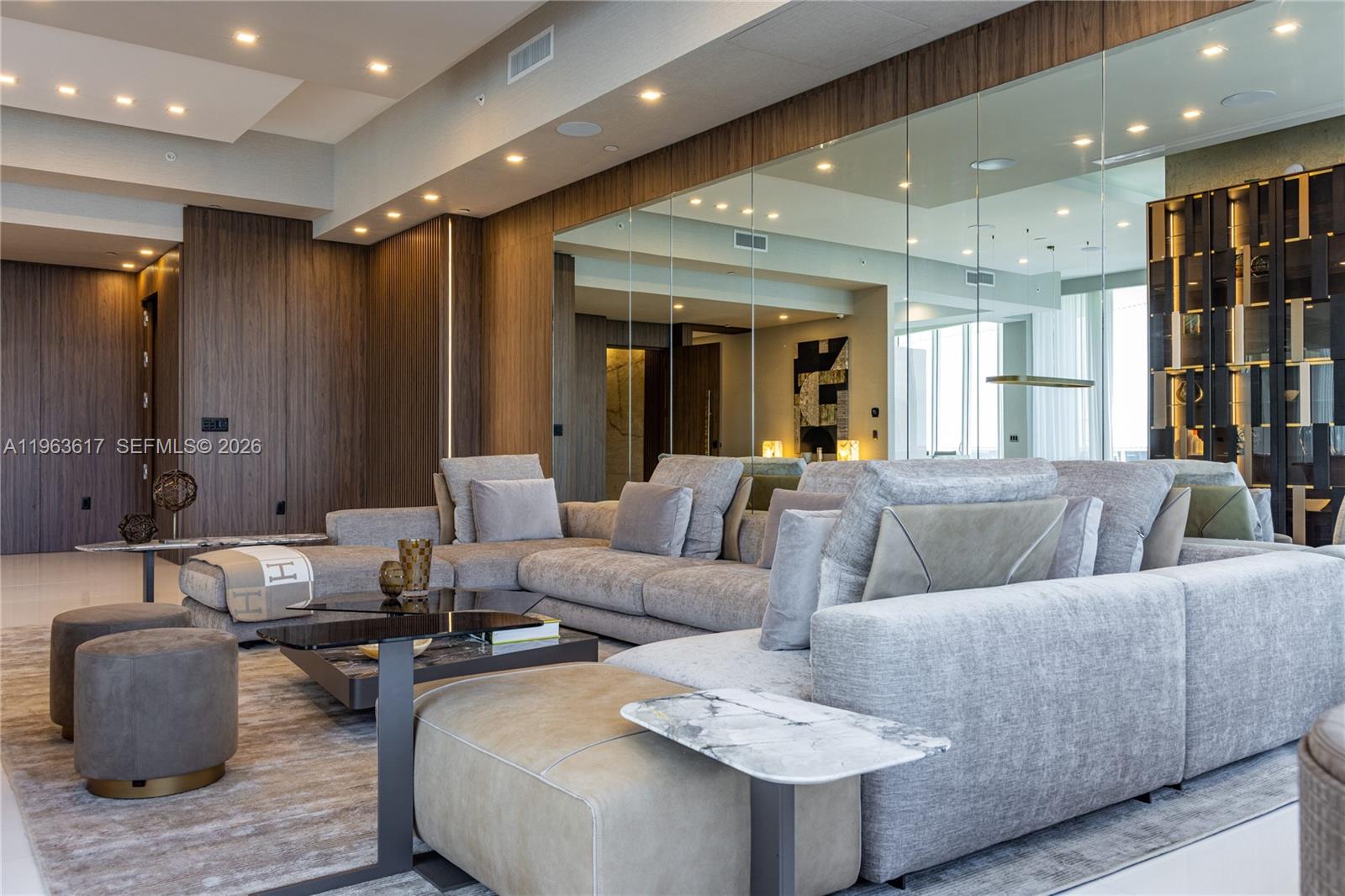 4100 Island Blvd #PH-1 Aventura, FL 33160