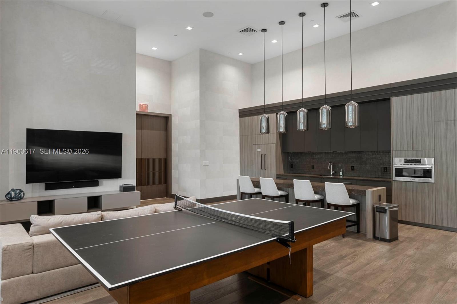 4100 Island Blvd #PH-1 Aventura, FL 33160