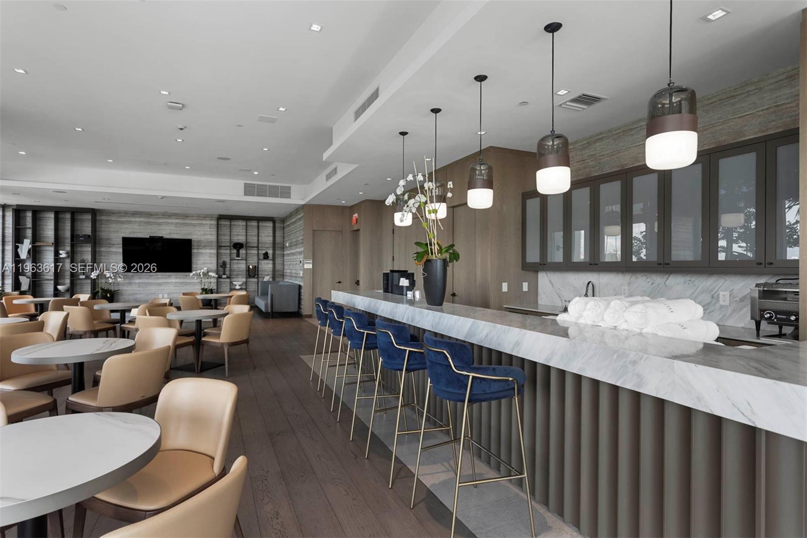 4100 Island Blvd #PH-1 Aventura, FL 33160