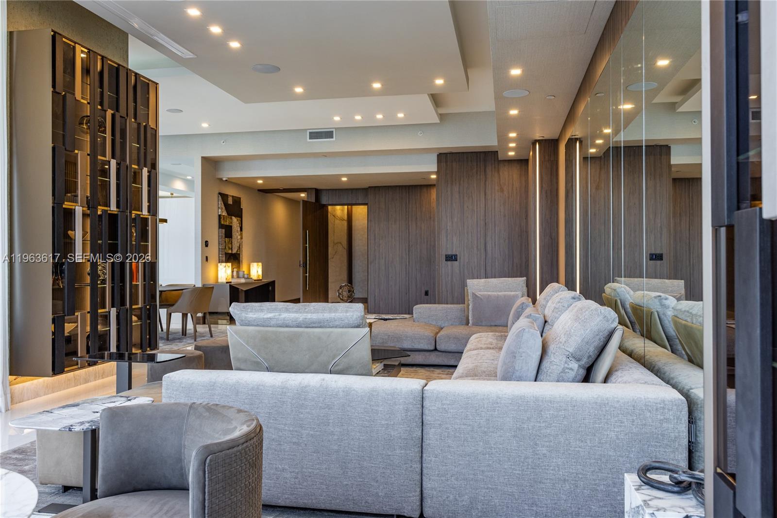 4100 Island Blvd #PH-1 Aventura, FL 33160