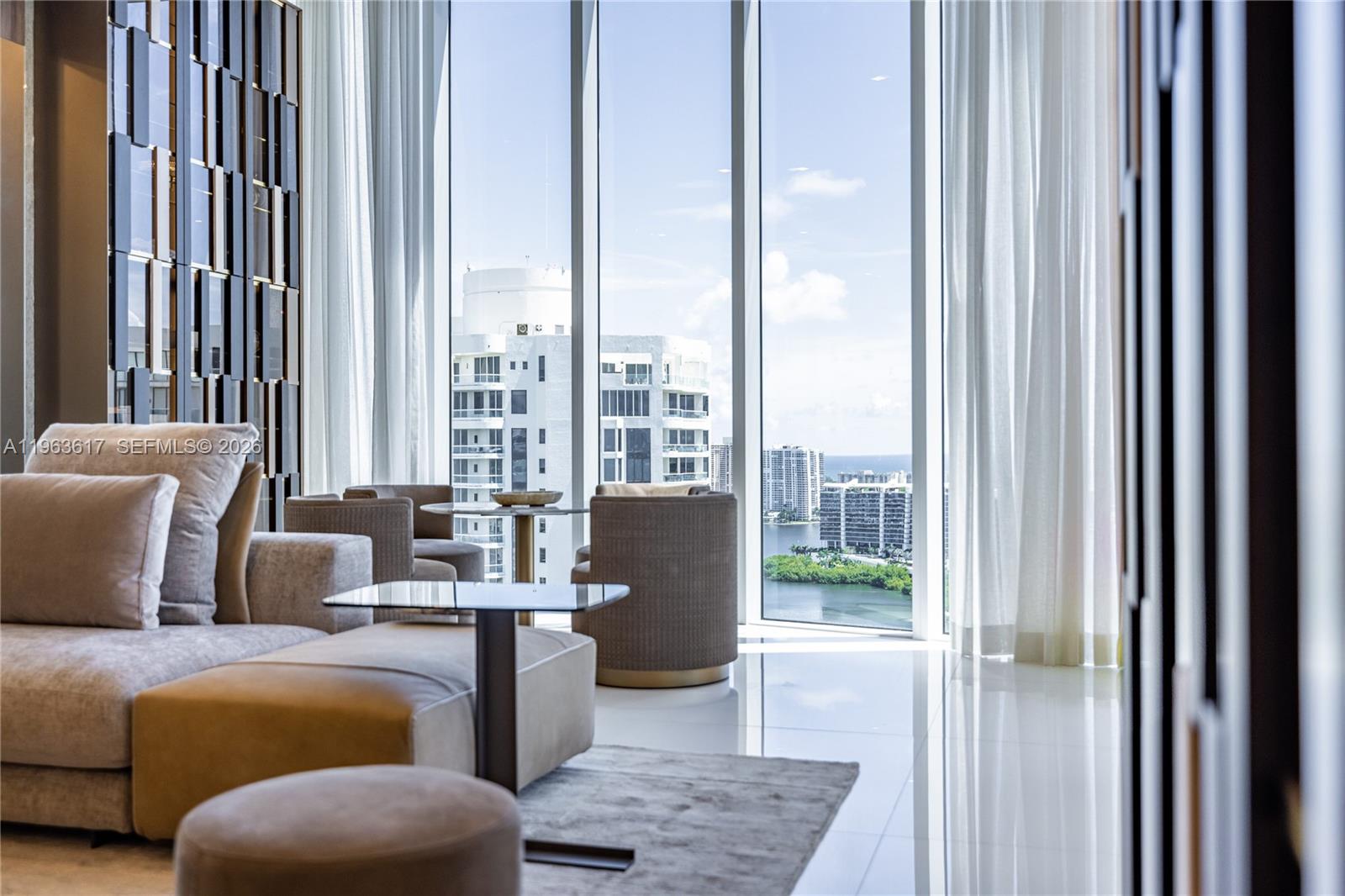 4100 Island Blvd #PH-1 Aventura, FL 33160