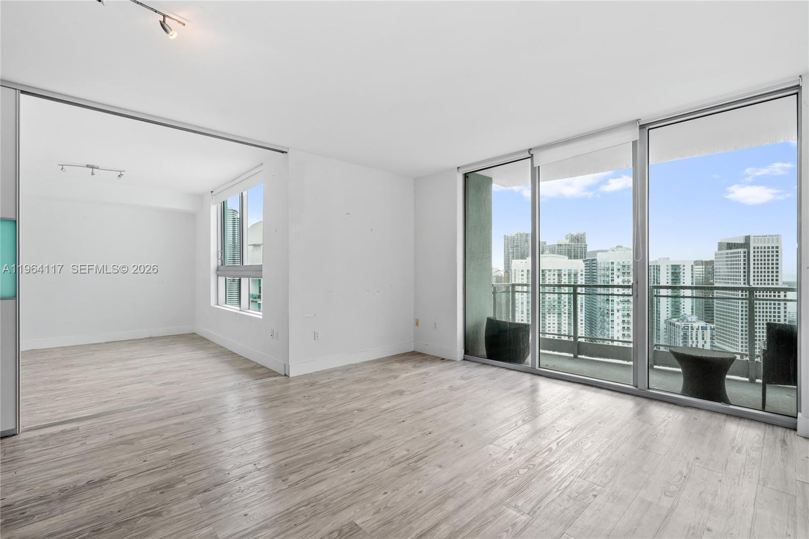 image The Ivy at Riverfront10