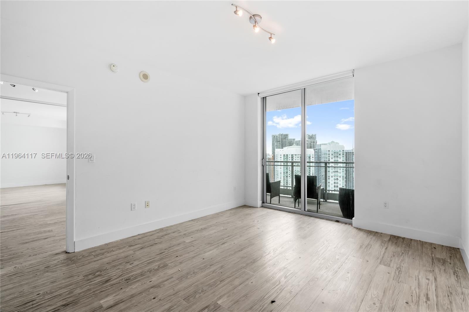 image The Ivy at Riverfront12