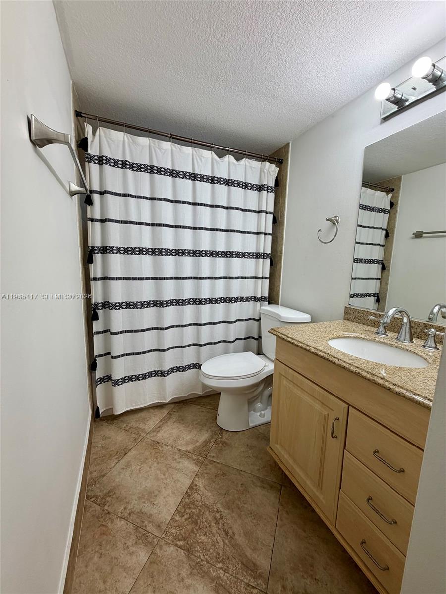 8045 SW 107th Ave #212 Miami, FL 33173