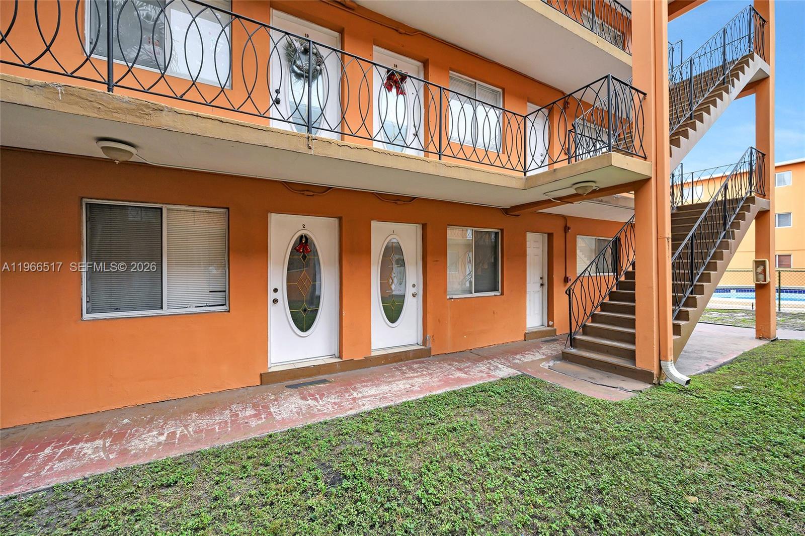 2330 NW 11th St #2 Miami, FL 33125