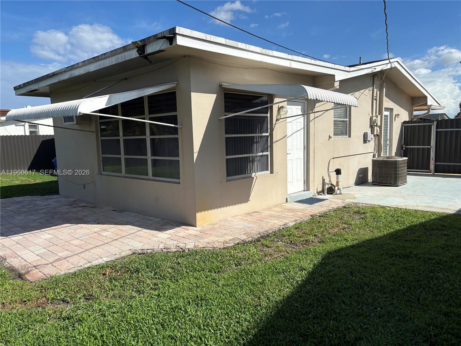 8371 NW 15th Ct Pembroke Pines, FL 33024