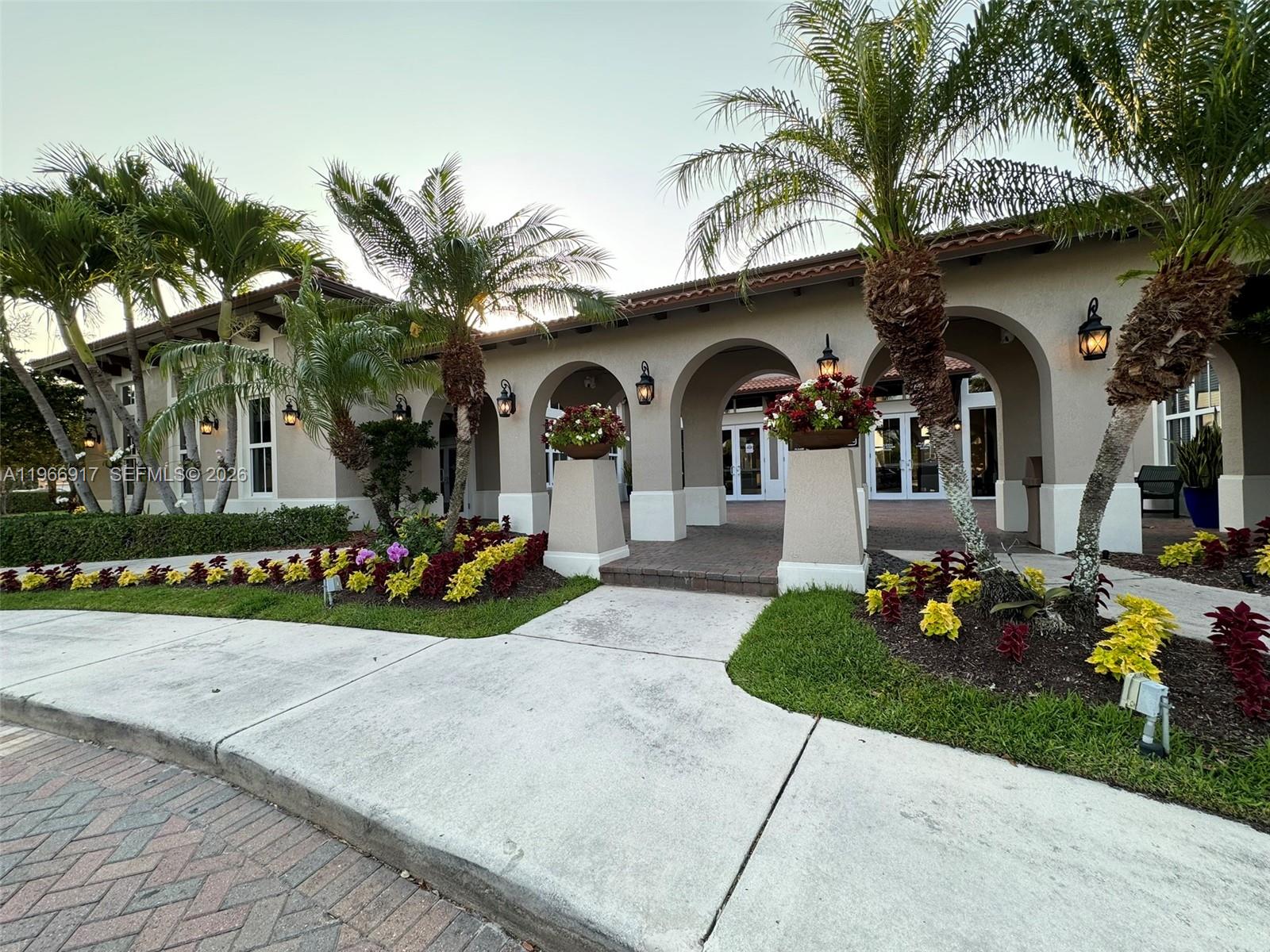 9257 SW 227th St #11 Cutler Bay, FL 33190