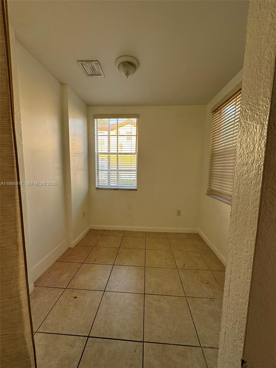 9257 SW 227th St #11 Cutler Bay, FL 33190