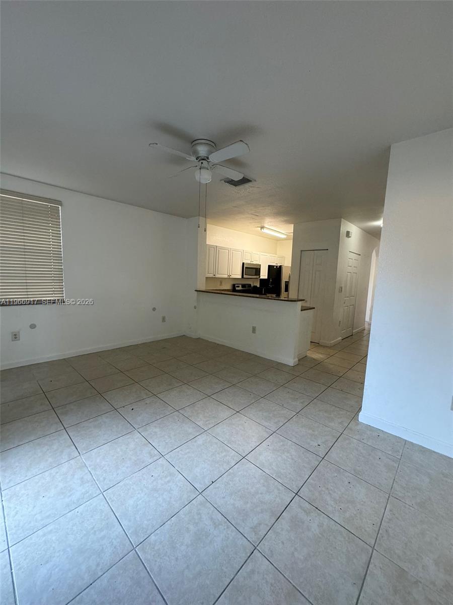 9257 SW 227th St #11 Cutler Bay, FL 33190