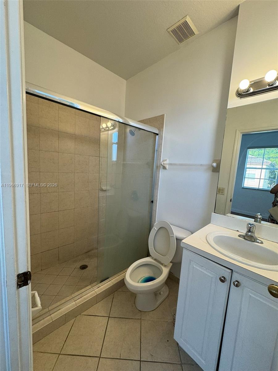 9257 SW 227th St #11 Cutler Bay, FL 33190